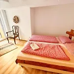 Apartment 6 Und 7 Burghaslach