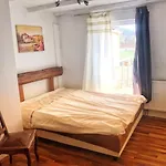 Apartment 6 Und 7 *