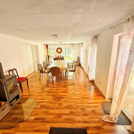 Апартаменты 6 Und 7 Burghaslach